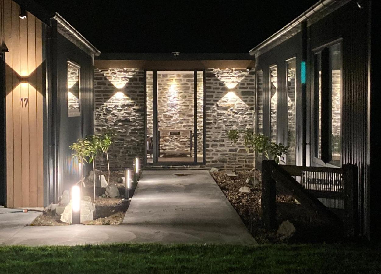 The Landsborough Tekapo Villa เลคเทคาโป ภายนอก รูปภาพ